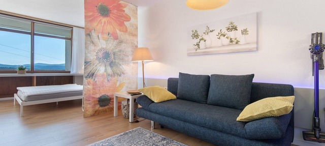 Apartment 'S22' with Mountain View, Balcony and Wi-Fi