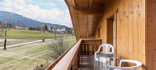 Apartment 'Unterhauserhof B' with Mountain View, Wi-Fi, Balcony & Garden