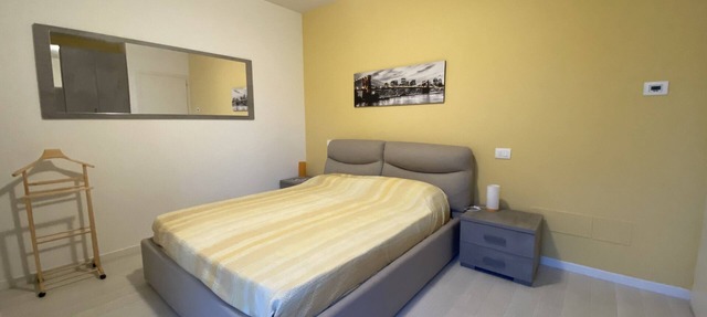 Apartment with private parking
