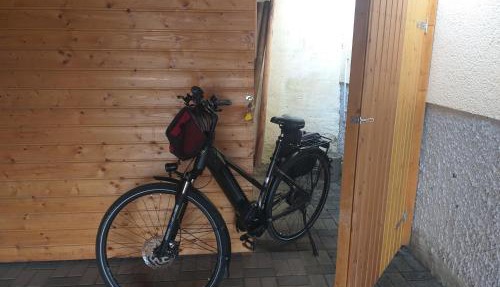 Apartment Zwei Schlafzimmer und absperrbare Fahrradgarage
