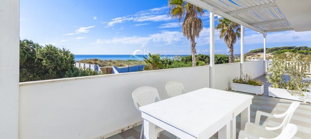 Apartments in residence in Punta Prosciutto with direct access to sandy beach