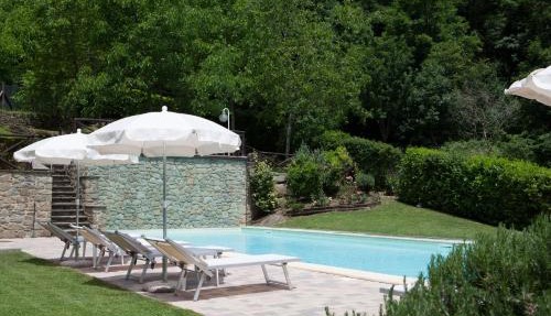 Appartamento con Balcone in Borgo Toscano