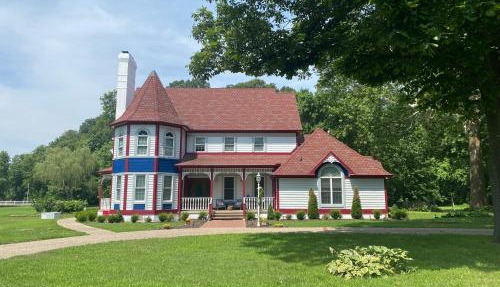 Apple Crest Inn