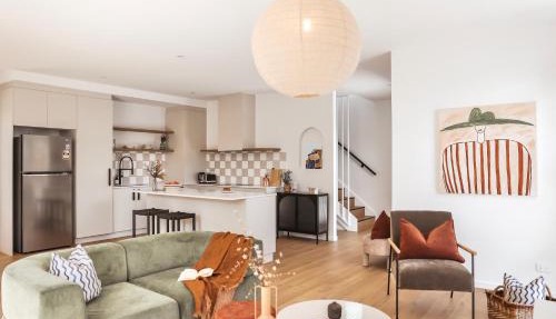 Architect Home with View in Central Hobart