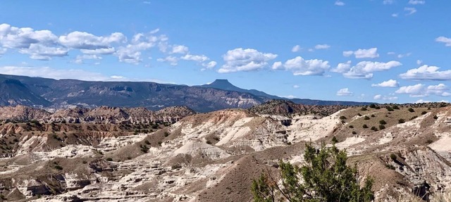 Architectural Jewel with WiFi and AC on Plaza Blanca in Abiquiu