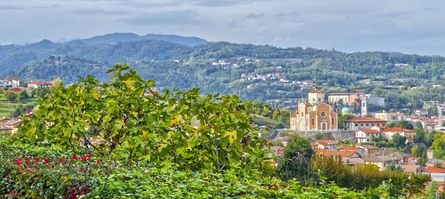 Arzignano Charm: Modern Home With Parking!