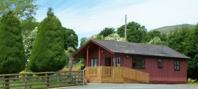 Attractive Timber Chalet In The Upper Tanat Valley. Sleeps 4.