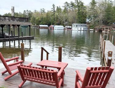 Authentic Cottage on Lake George