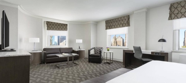 Authentic Heritage And Contemporary Sophistication! 3 Modish Suite, Pets Allowed