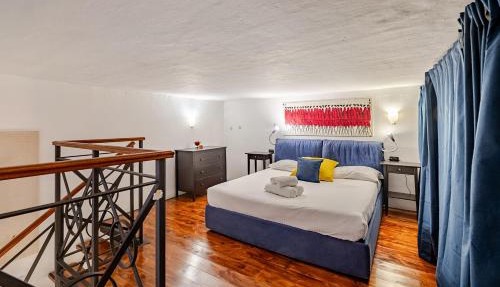 Authentic Loft Pasteur