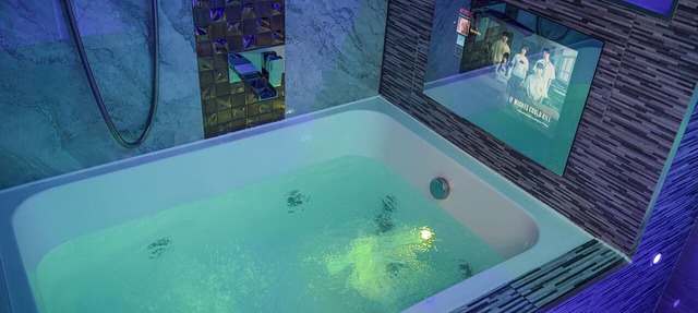 Azura Suites, Apartment 3