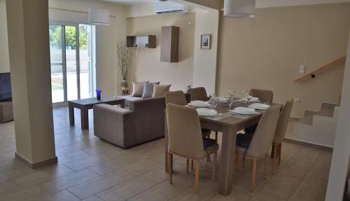Babis House