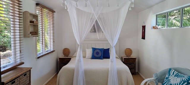 Bali Haven - Part of Coromandel Eco Sanctuary. Pet Friendly/Tranquil/Chimenea