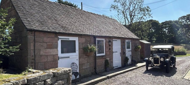 Barn-Sleeps 2-Parking-Near Alton Towers/Peak Dist