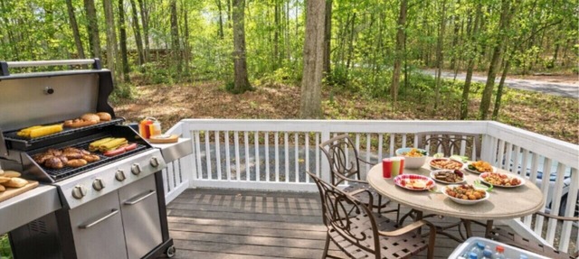 Basecamp on Redtop - Lakepoint, renovated, firepit
