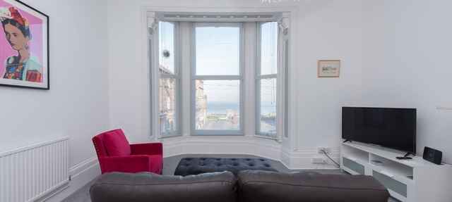 Bay View in Broadstairs - sleeps 4 guests in 2 bedrooms