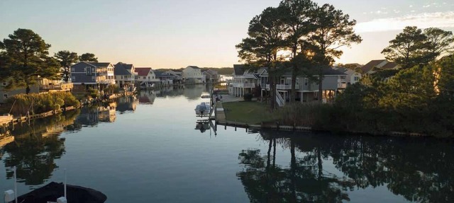 Bayfront Modern Retreat Dock, Kayaks, Views