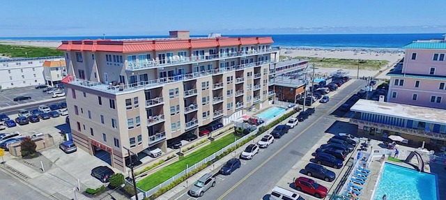 Beach Block End Unit with Ocean Views From All Rooms!