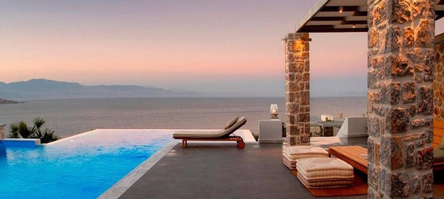 Beach Front Villa With Large Private Sea Water pool & Amazing Sea View!