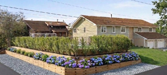 Beach Therapy - Sleeps 17