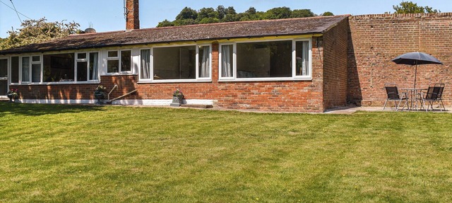 Beachborough Park Summer House
