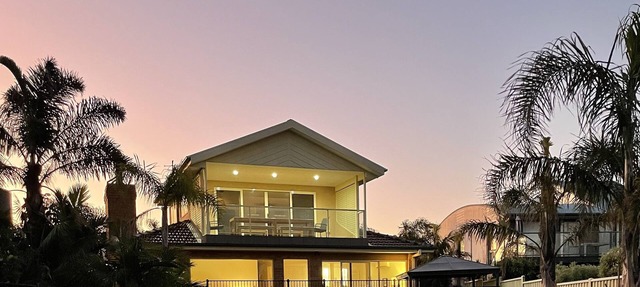 Beachfront five bedroom home with pool and ocean views