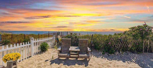 Beachfront Parking Salisbury Beach Retreat