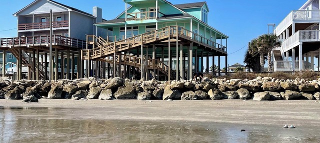 BEACHFRONT, spacious, & family-friendly