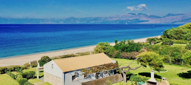 Beachfront Villa Stato Da Mar Grande