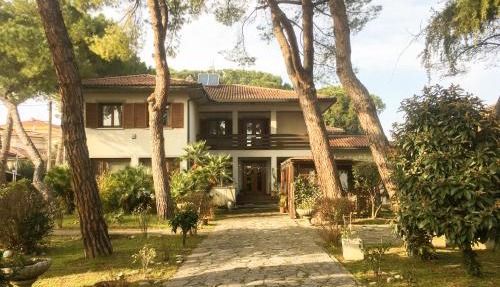 Beau Rivage - Suite Apartment in villa