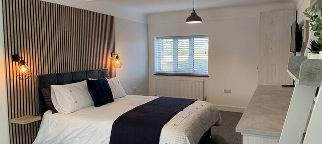 Beautiful 5 bed farmhouse
