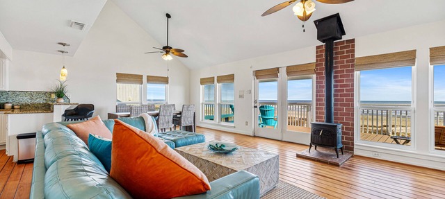 Beautiful Beachfront Home Perfect For A Family Vacation
