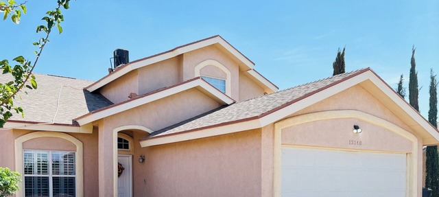 Beautiful, clutter free with lots of space. Great location!