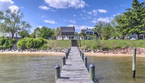 Beautiful Colonial Home on the Choptank River