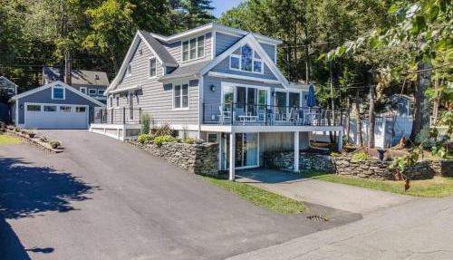 Beautiful Home 30 Feet from the Sand at Spofford Lake!