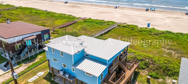 Beautiful inside and out! "Bluewater Bungalow"