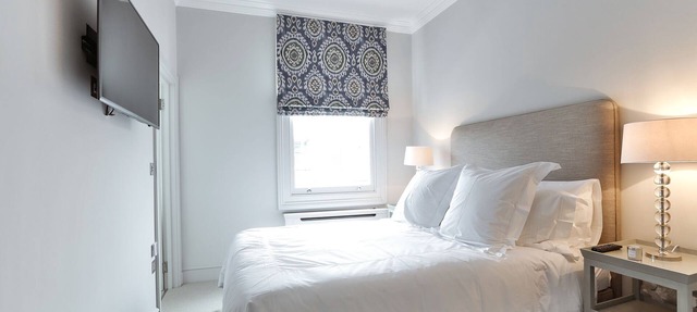 Beautiful Kings Road Gem - 2 bedroom/2.5bathroom