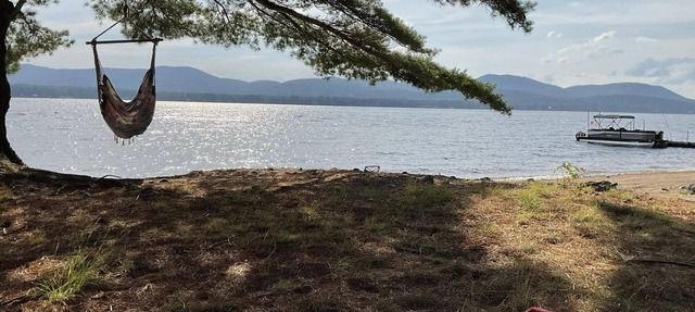 Beautiful lake house right on Sacandaga Lake!