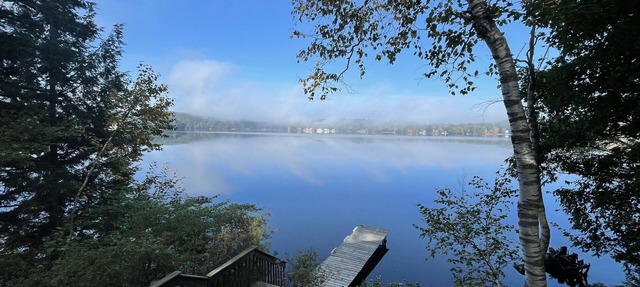 Beautiful Lakefront home - perfect getaway for every season!