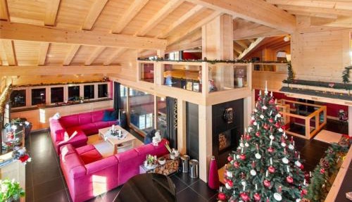 Beautiful Modern Chalet in the Nature Gstaad Region