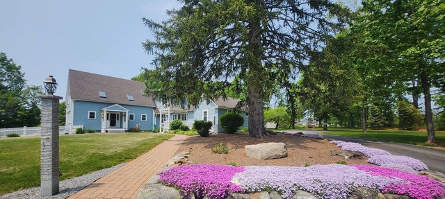 Beautiful Post & Beam home with 4 Bedroom, 2.5 baths, and a Hot Tub on back deck