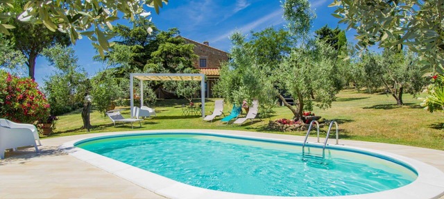 Beautiful private villa for 8 people with private pool, WIFI, TV, patio and panoramic view