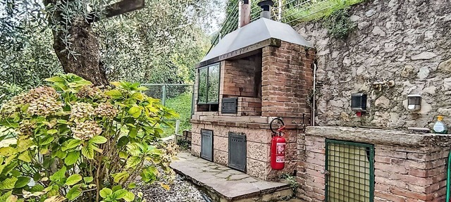 Beautiful private villa for 4 people with WIFI, A/C, TV, patio and pets allowed