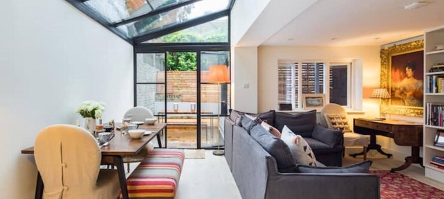 Beautiful Separate Self Contained Garden Apartment