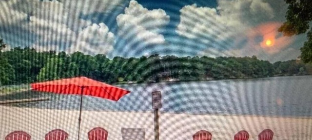 Beautiful Setting in Cardinal Lake,walk to the sandy beach & pool