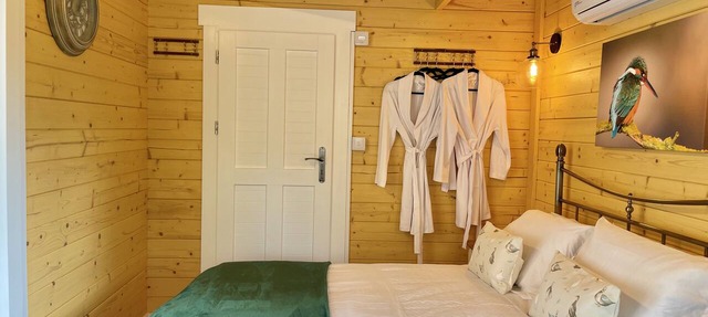 Beautiful studio style lodge, located in the Kent countryside