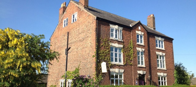 Bed & breakfast Accommodation in Pickmere nr Knutsford/Northwich. Fully Licenced