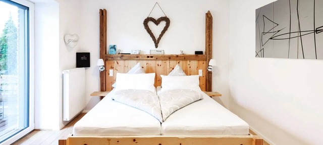 Bed & Breakfast room "Vika" - for 4 persons in Essing
