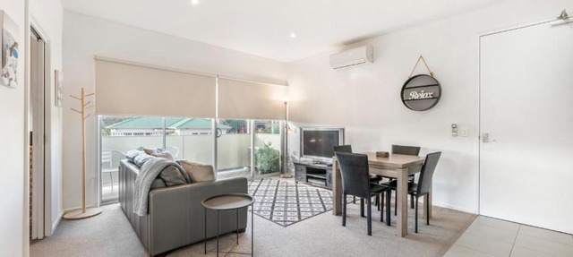 Bellerive Quay - 2 Bedroom Apartment - Free Parking - Free WIFI