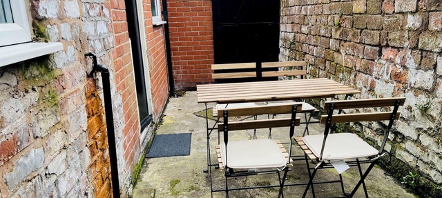 Benedict Place, Liverpool with FREE Parking